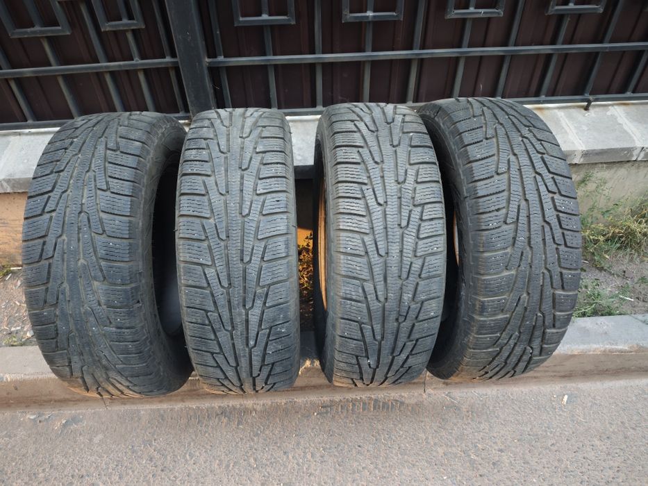Зимние шины R17 Nokian