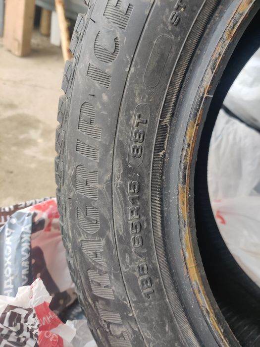 Продам резину(липучка)