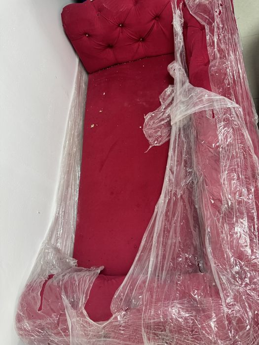 Продается диван в хорошем состоянии