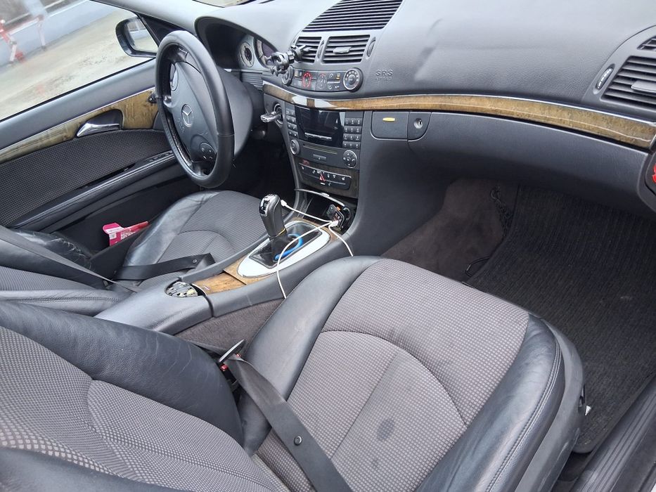 Vând mașină  Mercedes Benz