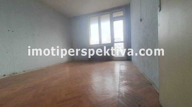 Продава се Тристаен апартамент в Пловдив, Център - 100 кв.м за 1750 €/кв.м - Снимка #1