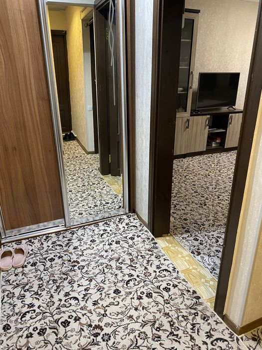 Продается 4 комнатная квартира