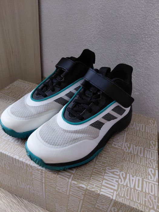 Детски маратонки на adidas