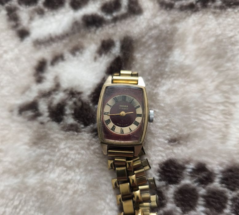 Ретро ръчни часовници