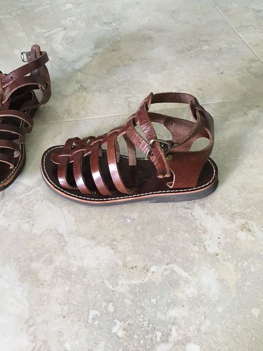 Sandale grecesti din piele