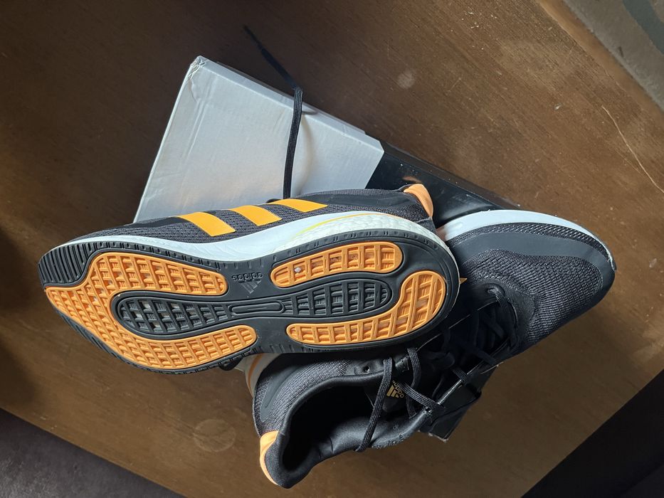 Обувки Адидас 46 Номер