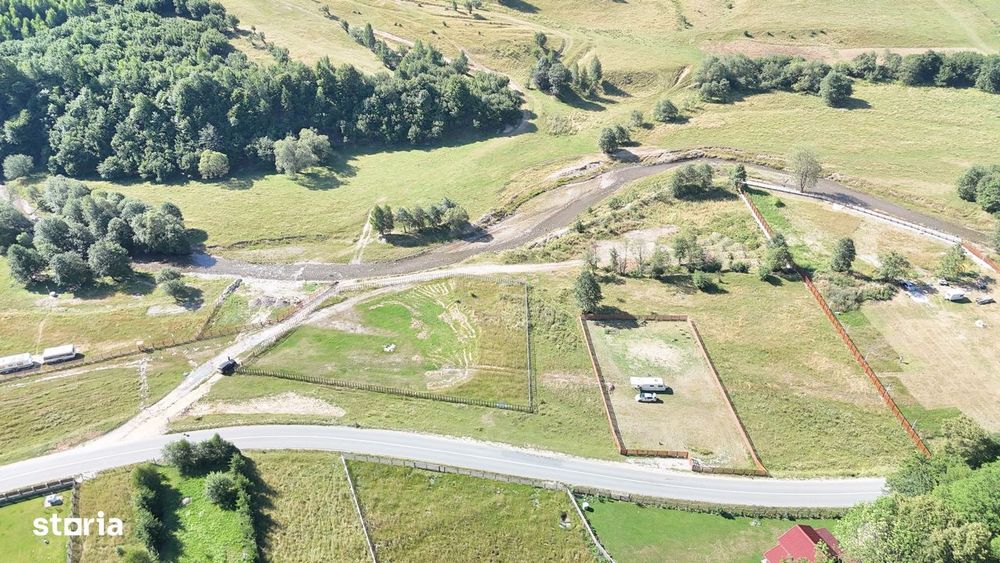 Teren intravilan - 1117 mp în Plaiul Foii