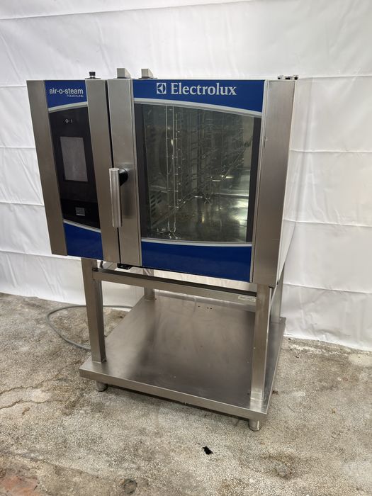 Професионален Конвектомат Electrolux air-o-steam Touchline 6x GN 1/1 с Бойлер