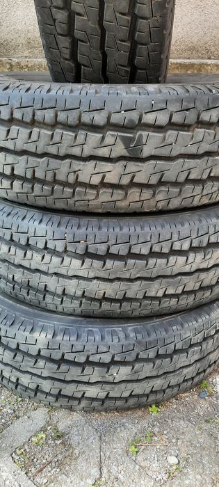 4 броя летни гуми 215 75 16 с бус Toyo 10mm