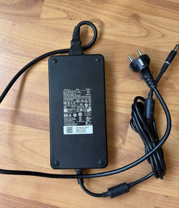 DELL 240W Incarcator AC Adaptor 19.5V-12.3A