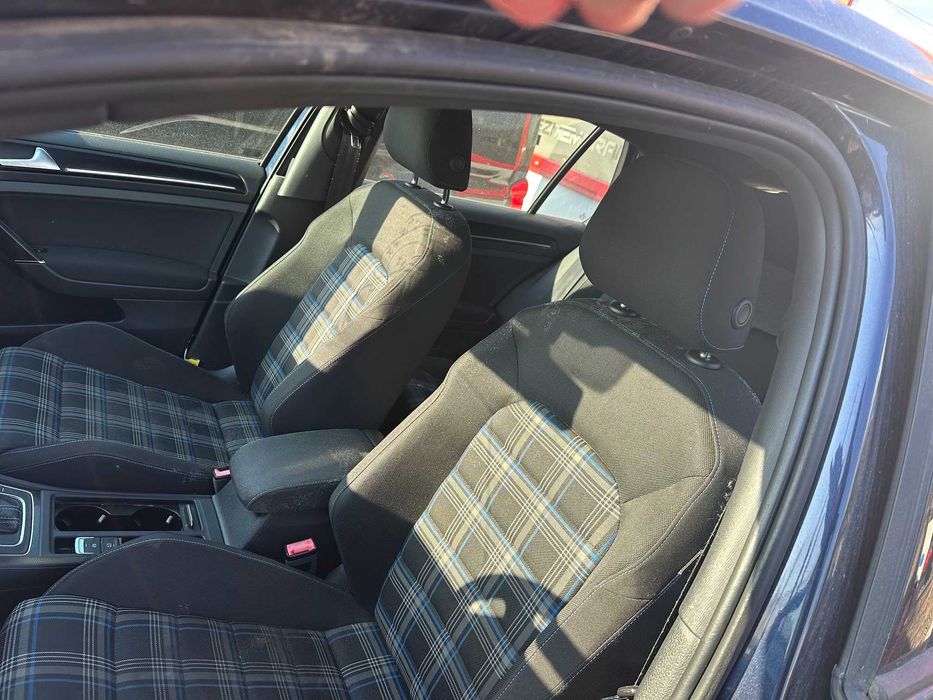VW Golf 7 1,4 GTE 2016 plug in hybrid 204 cp AVARIAT eventual variante