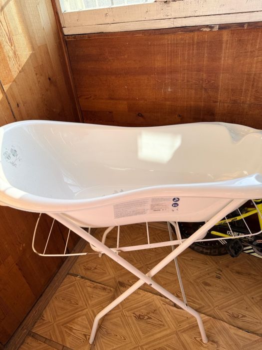 Ванночка детская с подставкой