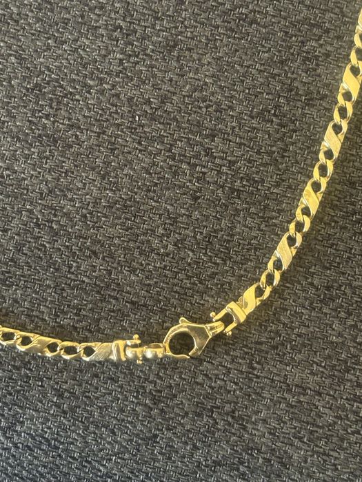 Златни синджири 14к /585 скорпион и бобови зърна