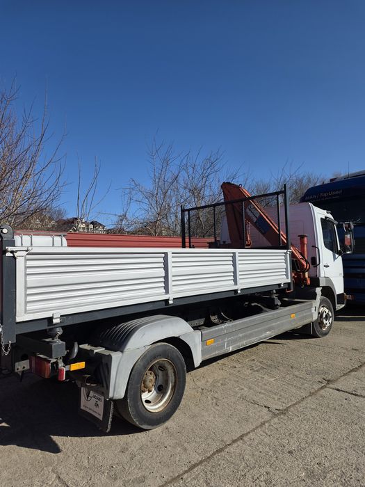 Mercedes Atego 815  basculabil cu macara