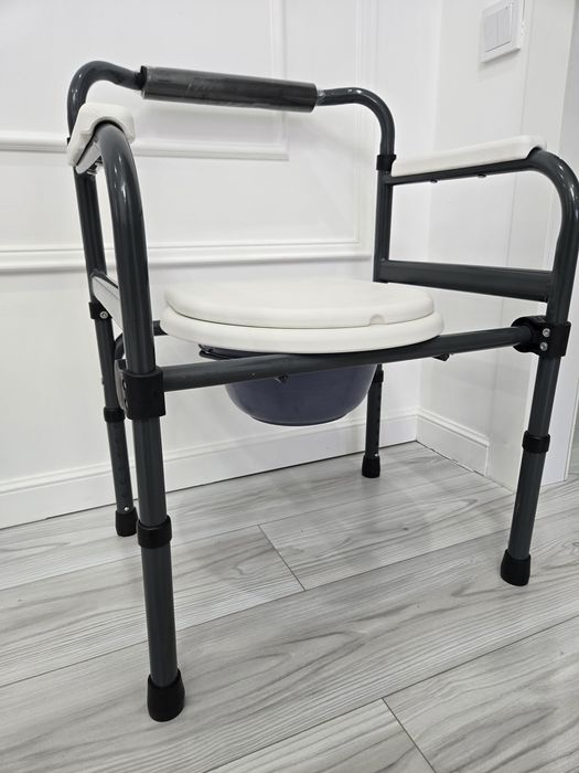 Кресло инвалидное с санитарным оснащением Ortonica