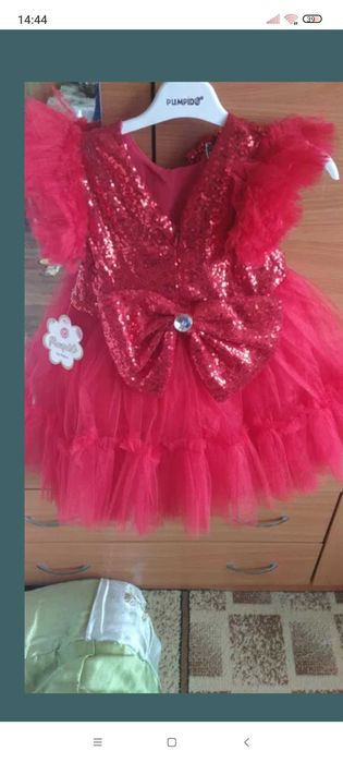 Продам платье для девочки