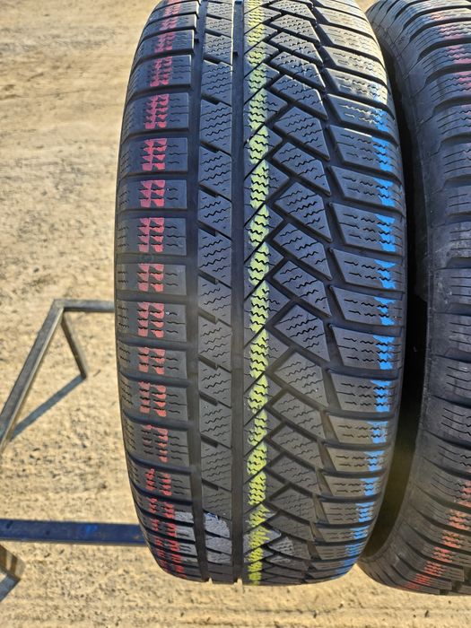 Vând  anvelope iarna 225/50/17 225/50r17 CONTINENTAL