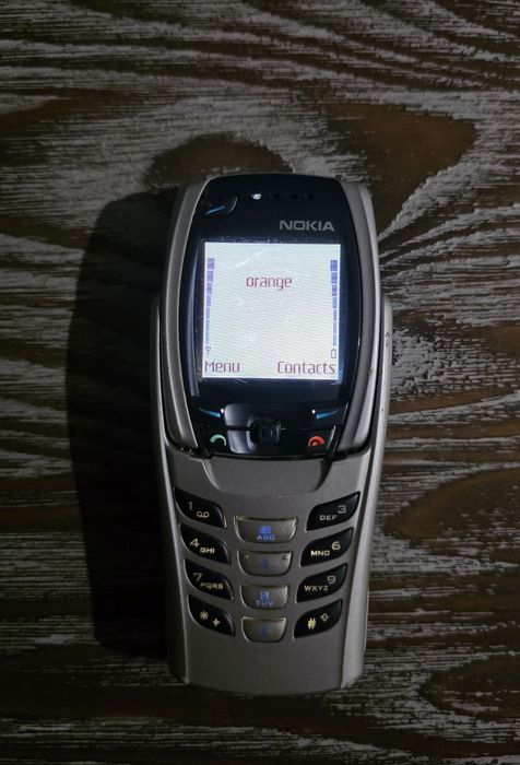 Nokia 6800 qwerty telefoane cu butoane