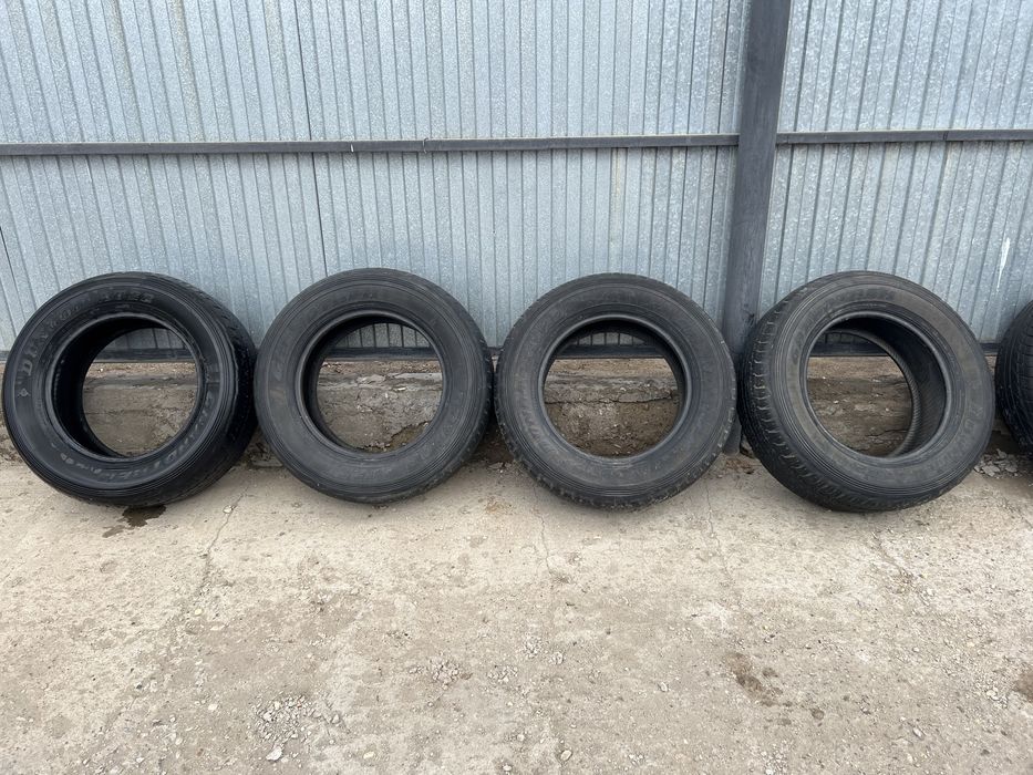 Продам резину на Ланд Крузер 200