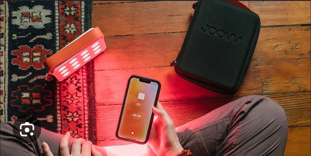 Портативна лампа за червена светлина Joovv Go 2 – под наем ( Red Light Therapy)