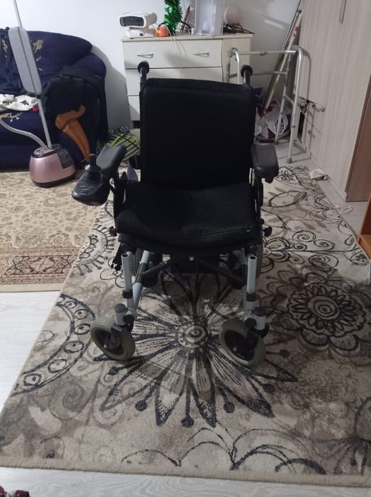 Кресло коляска с электроприводом