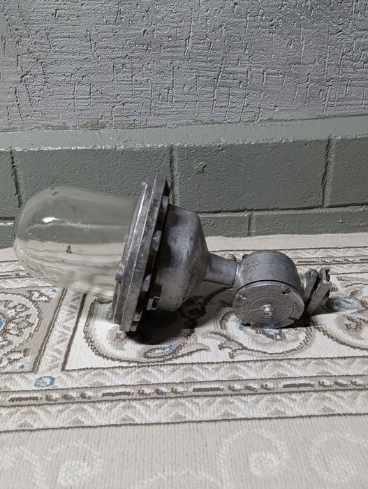 Прожектор СССР продается