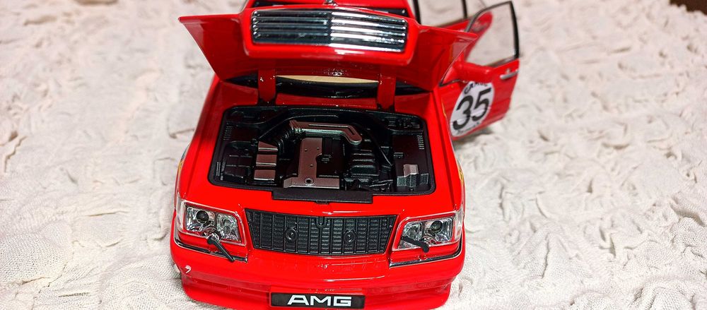 Mercedes w140 - 1:24,нова с кутия