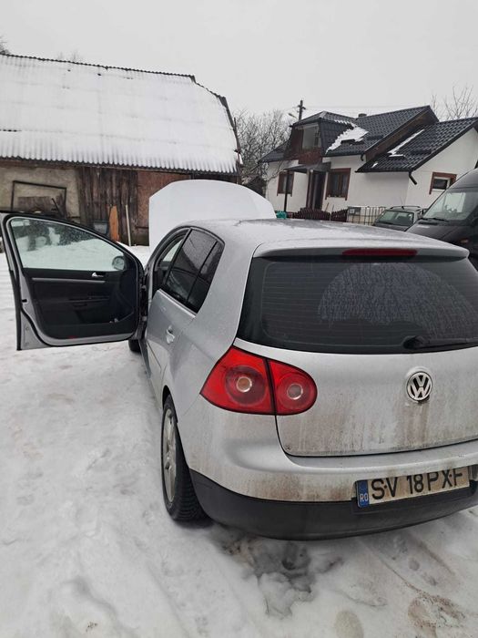 Volkswagen golf V