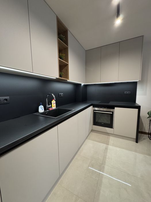 Дава се под наем Двустаен апартамент в ж.Зоопарк - 75 кв.м за 687.99 € - Снимка #13