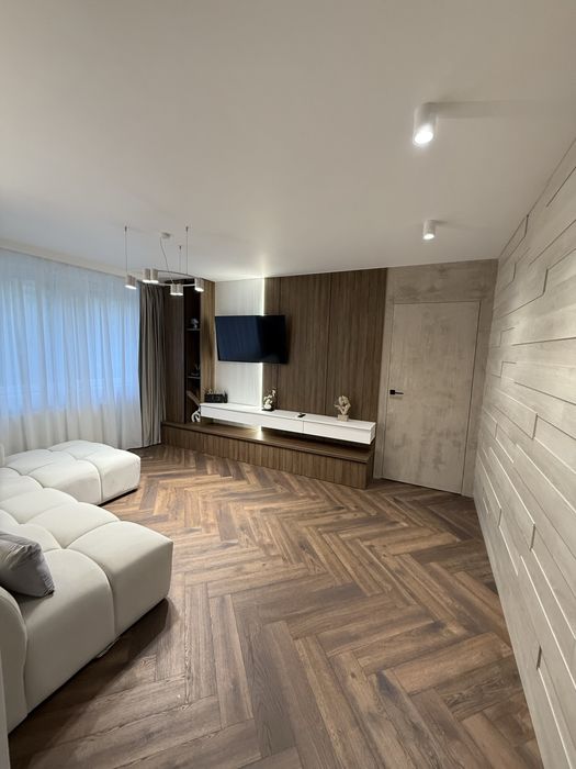 Apartament 3 camere Stefan cel Mare