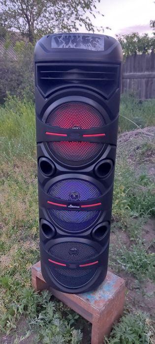 Bluetooth колонка с микрофоном