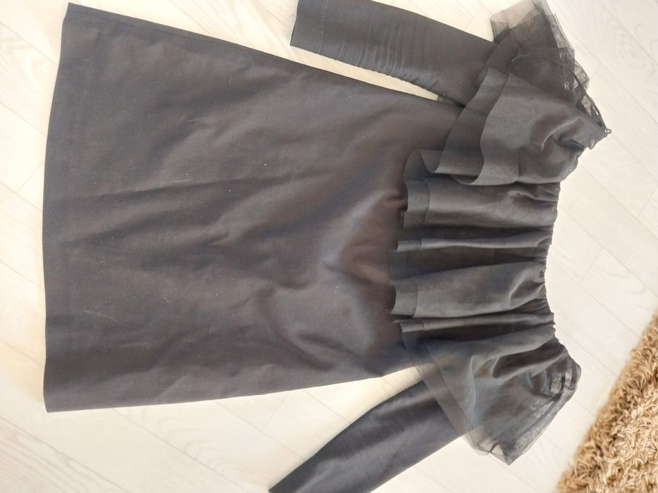 Продам платья не дорого