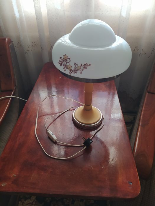 Продам Бадья  для стройки Водомер.Настольная Лампа.