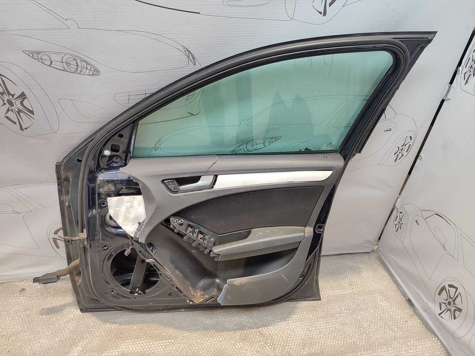 Ușă Față Dreaptă Audi A4 S4 B8 8K Break / Avant Cod Culoare 8A / Z5A 2009 / [2008-2015] / 8K0831052J (3D)