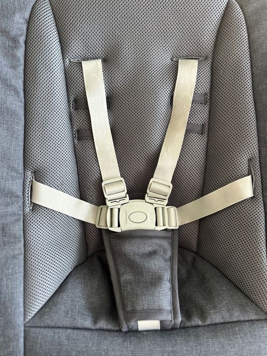 Bouncer Chicco Rhythm’n’Sound – gri, vibrații + muzică