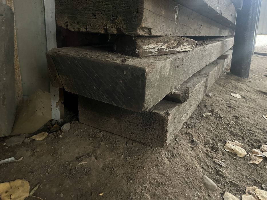 Продам Бруски Квадратные Деревянные!Размер:24/7.Длина 6метр