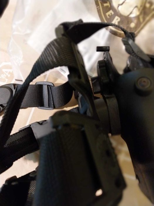 Toc  Pistol GLOCK 17 Gen 5 -KIDEX INJECTAT  cu Prindere pe Picior