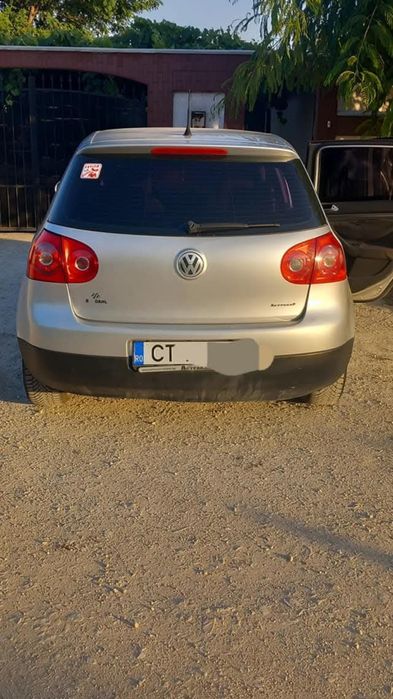 Vând golf5 1.9tdi