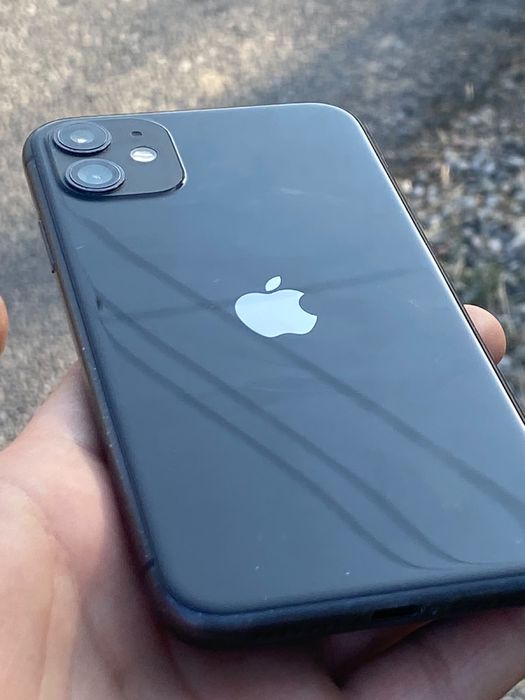 Iphone 11 64/77 хорошем состояний
