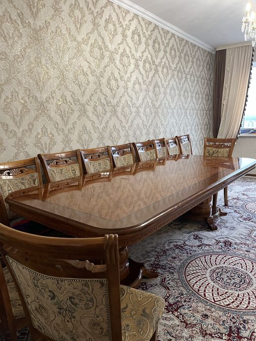 Стол и стулья буу