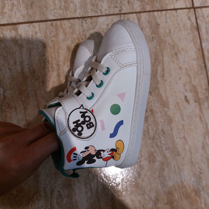 Vand ghete baietel marimea 24