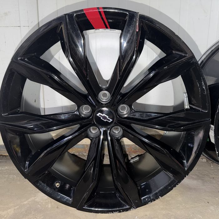 Продам диски на Малибу R-20