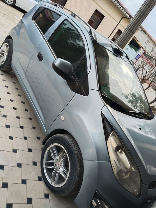 Спарк тез ва арзон сотилади йили 14