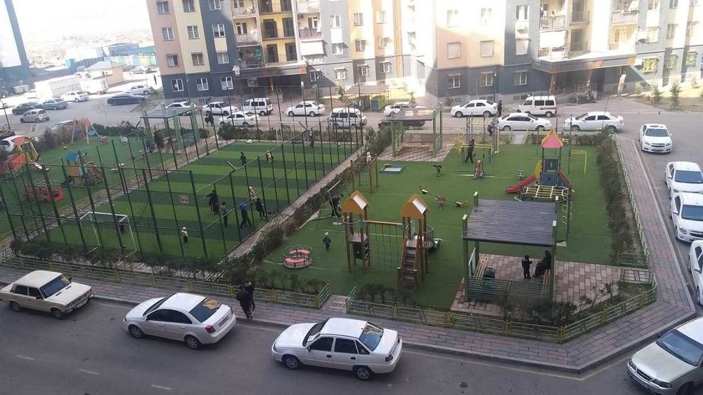 Янги Дархон 2-хонали уй ижарага берилади хамма шароти бор.