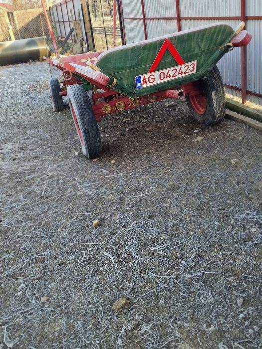 De vânzare 2 căruțe Arges costesti