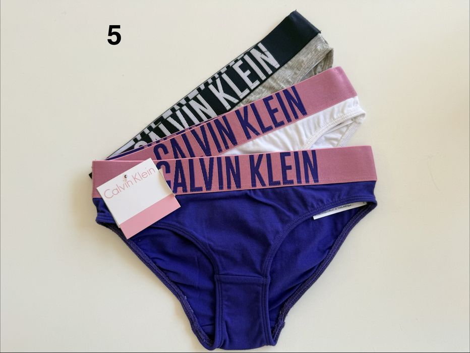 Комплект 3 броя бикини Calvin Klein /8-10год./