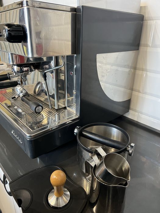 Кофе машина и кофемолка