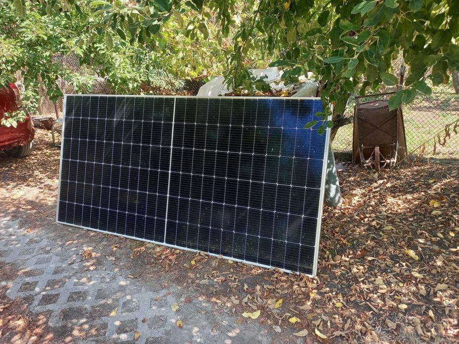 Продавам фотоволканични панели 540w 16бр.