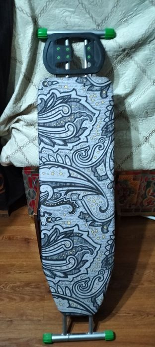 Продаётся гладильная доска. Dozmol doska

Dazmol doska sotila