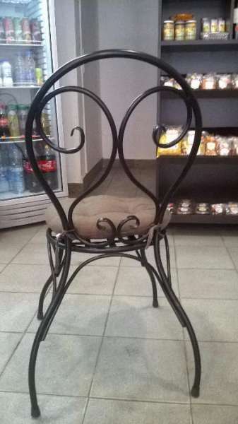 столове от ковано желязо